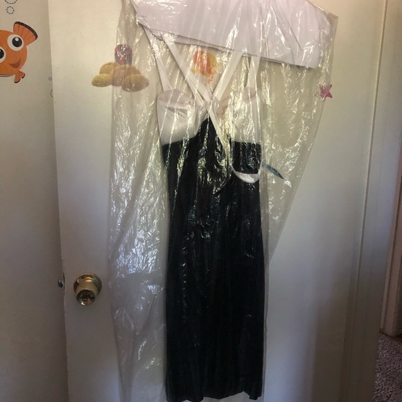 Homecoming Dress - Picture 2 of 3